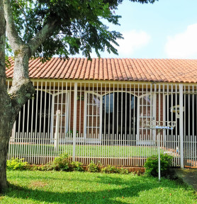 EXCELENTE CASA FAZENDINHA COM PISCINA